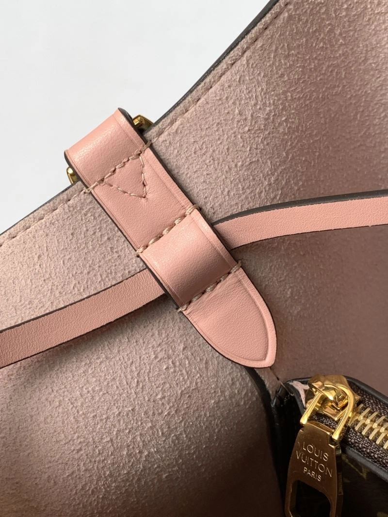 Unisex Louis Vuitton Bucket Bags 93641