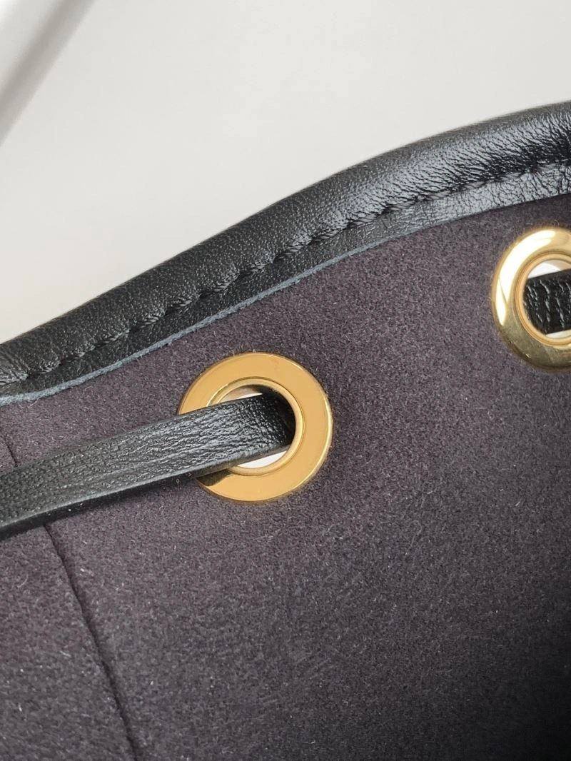 Louis Vuitton Bucket Bags DailyWear 93634