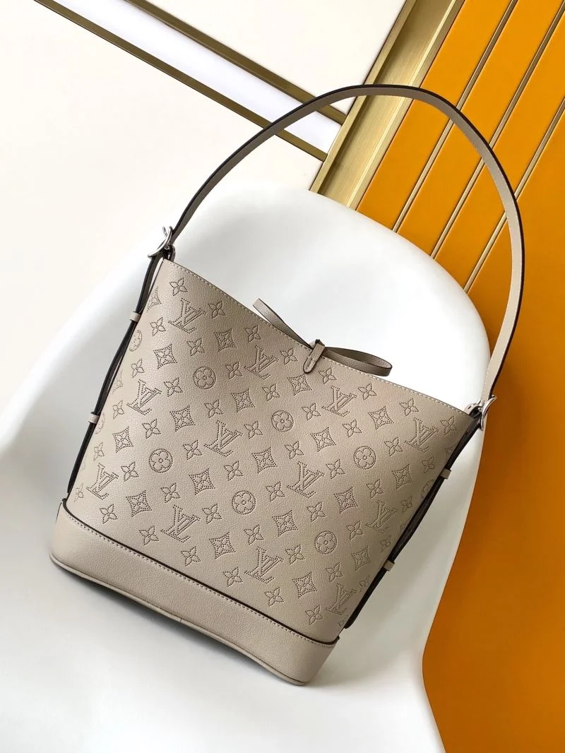 Soft Louis Vuitton Bucket Bags 43395