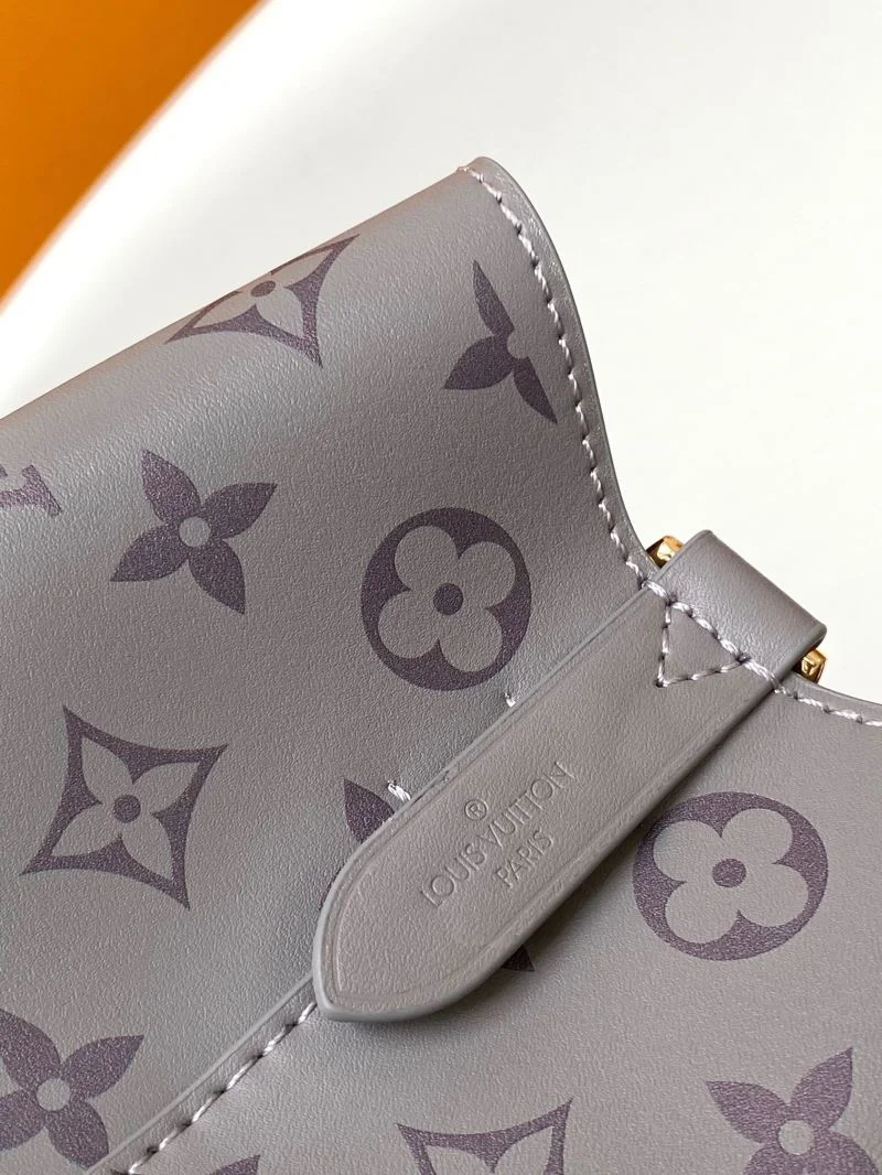 Louis Vuitton Bucket Bags FreshLook 43404