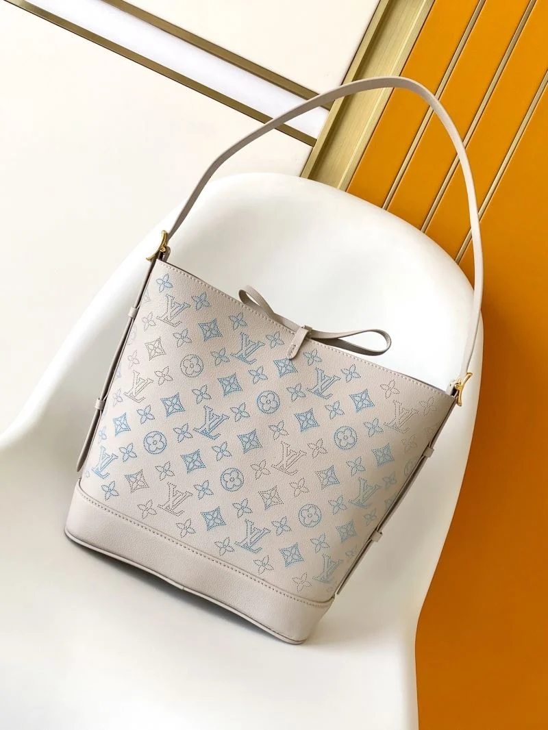 Louis Vuitton Bucket Bags Lightweight 43390