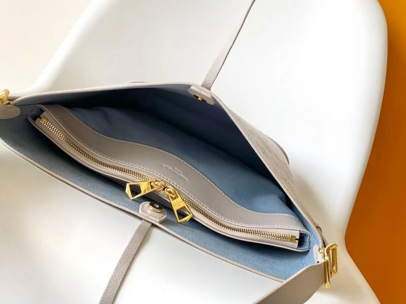 Louis Vuitton Bucket Bags Lightweight 43390