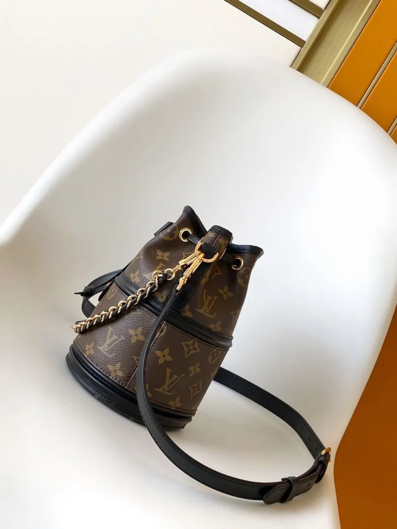 Louis Vuitton Bucket Bags ComfortFit 43406