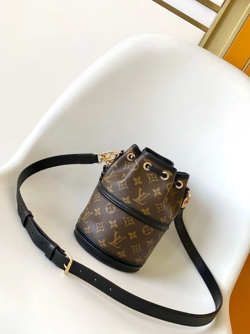 Louis Vuitton Bucket Bags ComfortFit 43406