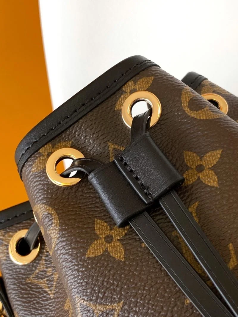 Louis Vuitton Bucket Bags ComfortFit 43406