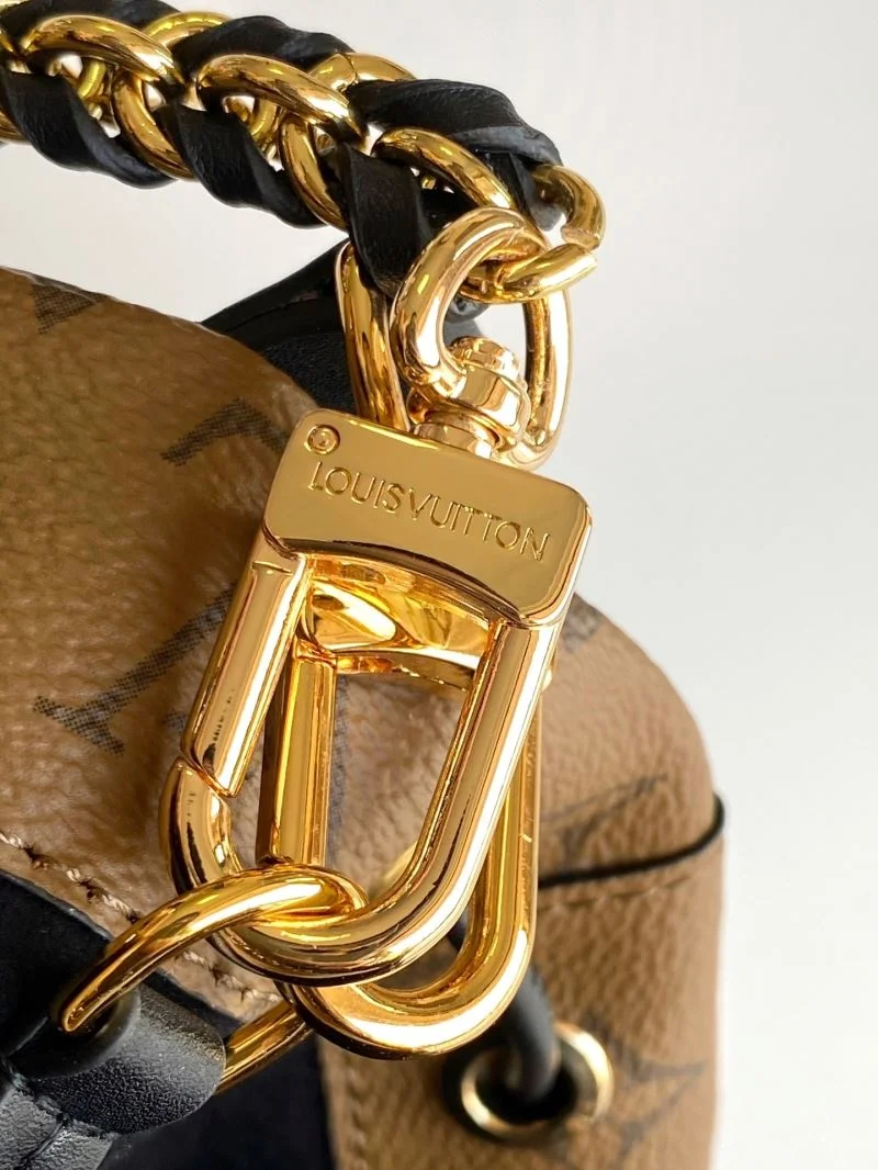 FlexibleFit Louis Vuitton Bucket Bags 43393