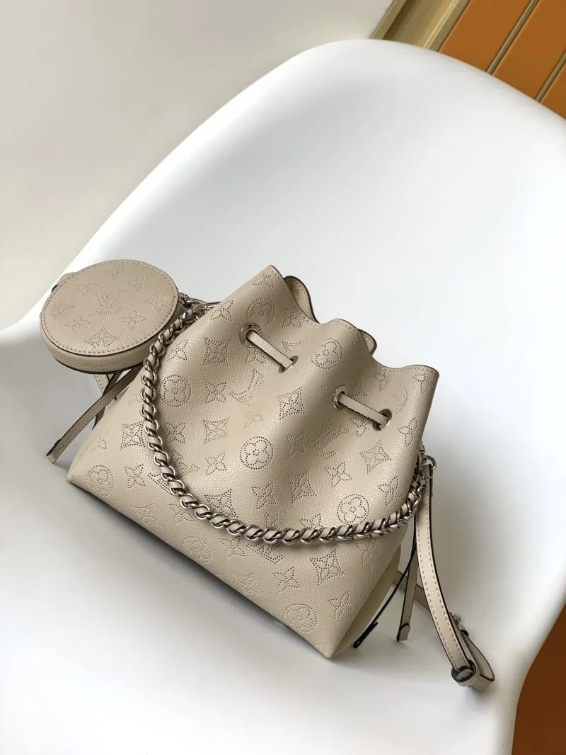 Louis Vuitton Bucket Bags Cozy 43028