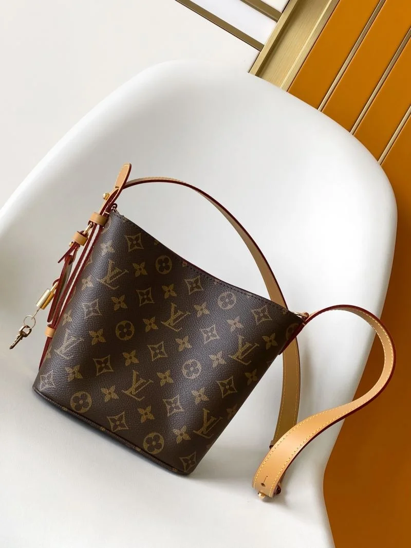 WeatherProof Louis Vuitton Bucket Bags 43026