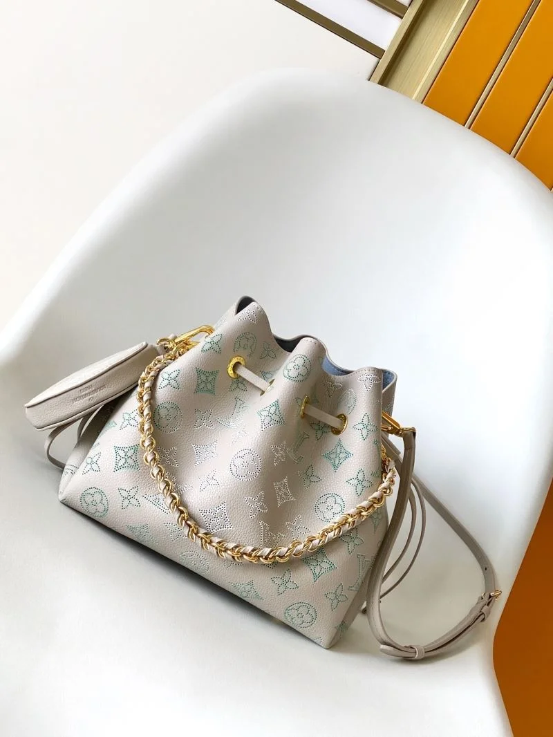 Louis Vuitton Bucket Bags Sleek 43095