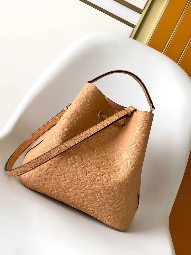 Louis Vuitton Bucket Bags ComfortFit 43134