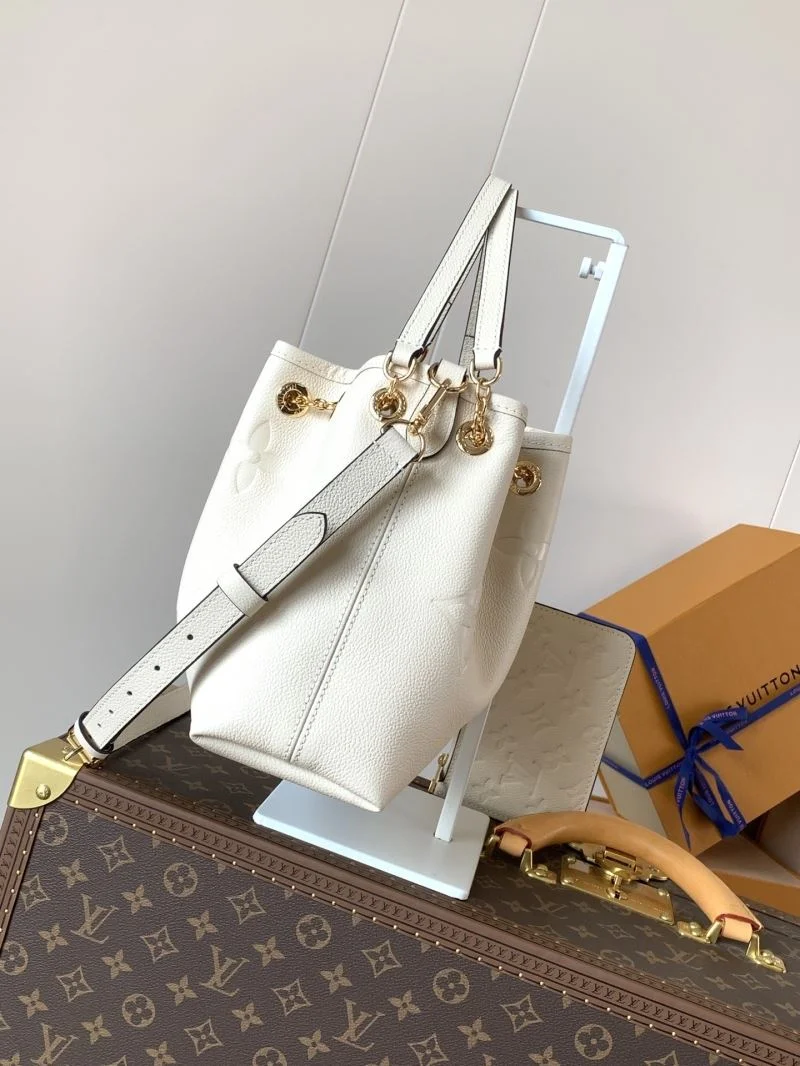 Sophisticated Louis Vuitton Bucket Bags 43004