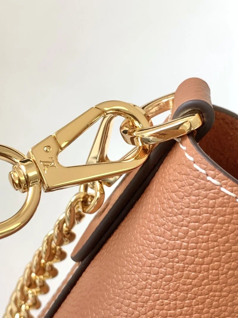 Attractive Louis Vuitton Bucket Bags 43013