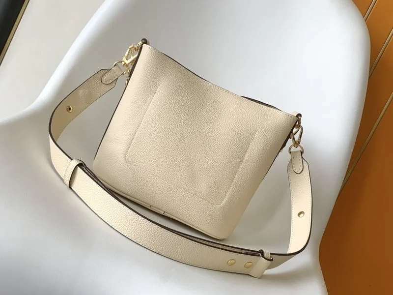 Soft Louis Vuitton Bucket Bags 43003