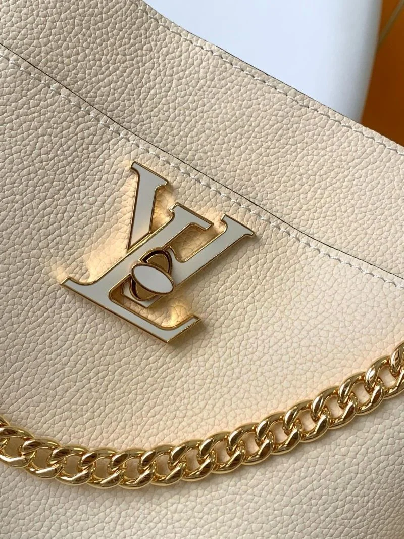 Soft Louis Vuitton Bucket Bags 43003