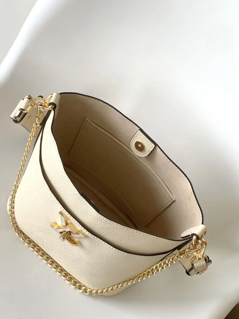 Soft Louis Vuitton Bucket Bags 43003