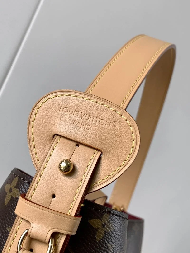 RelaxedFit Louis Vuitton Bucket Bags 42999