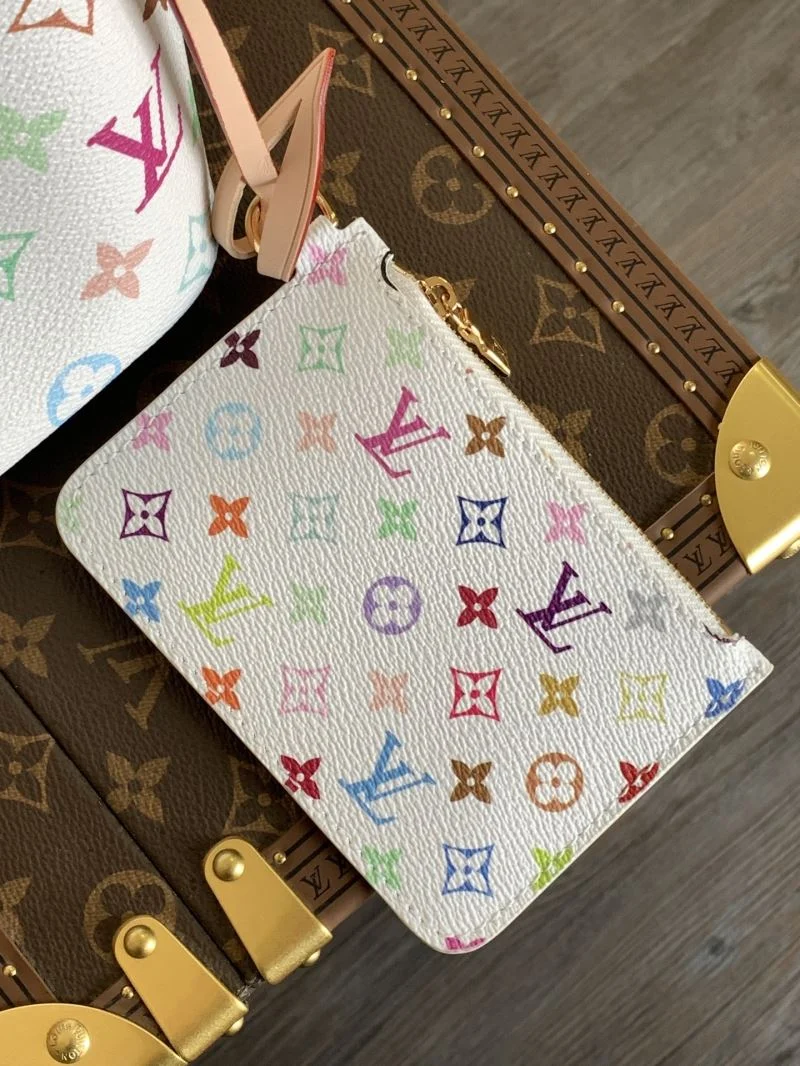 Sleek Louis Vuitton Bucket Bags 43012