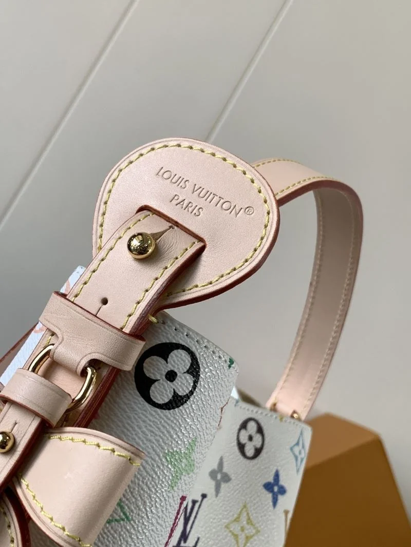 Sleek Louis Vuitton Bucket Bags 43012