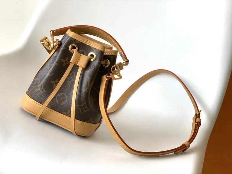 Louis Vuitton Bucket Bags Durable 42986