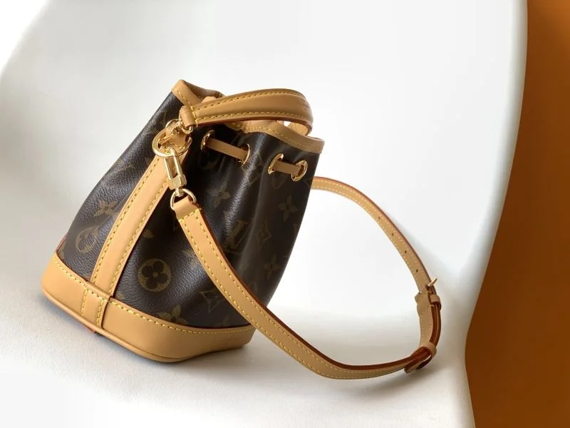Louis Vuitton Bucket Bags Durable 42986