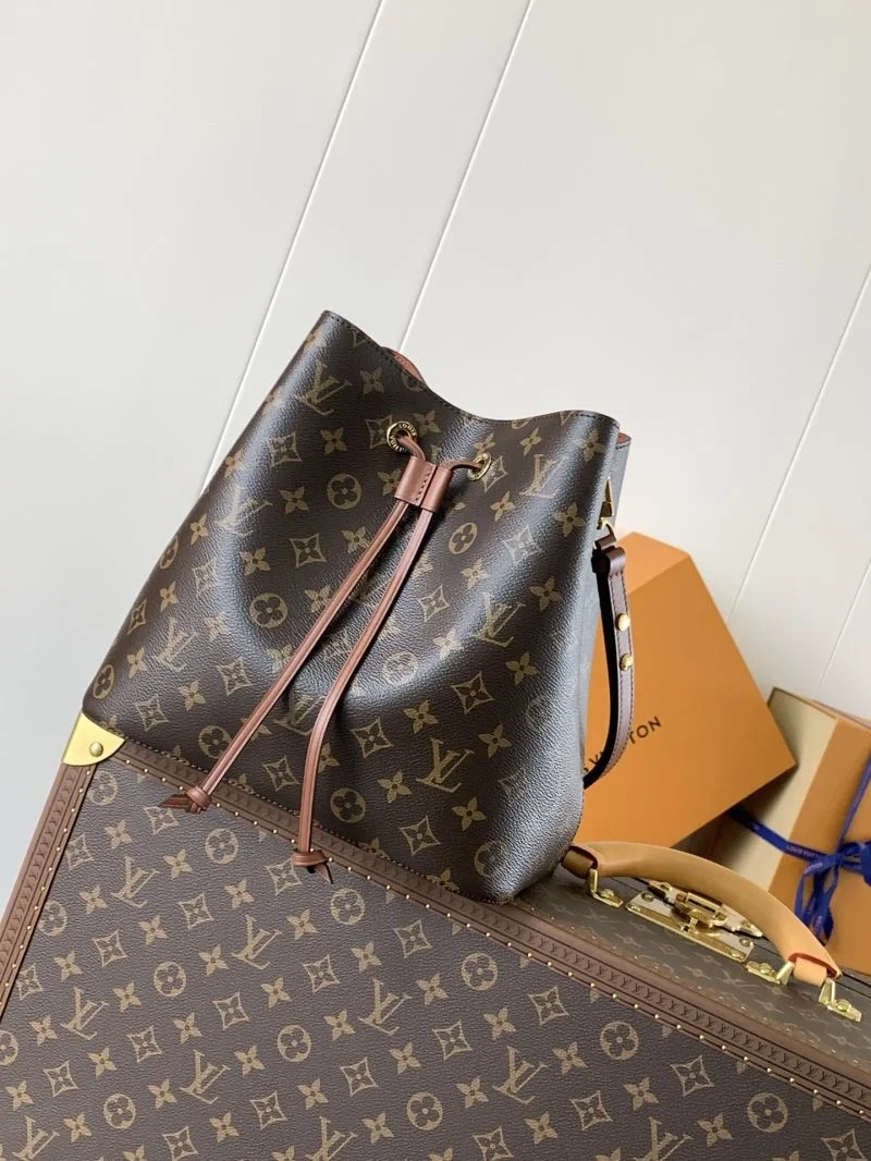 Unisex Louis Vuitton Bucket Bags 42988