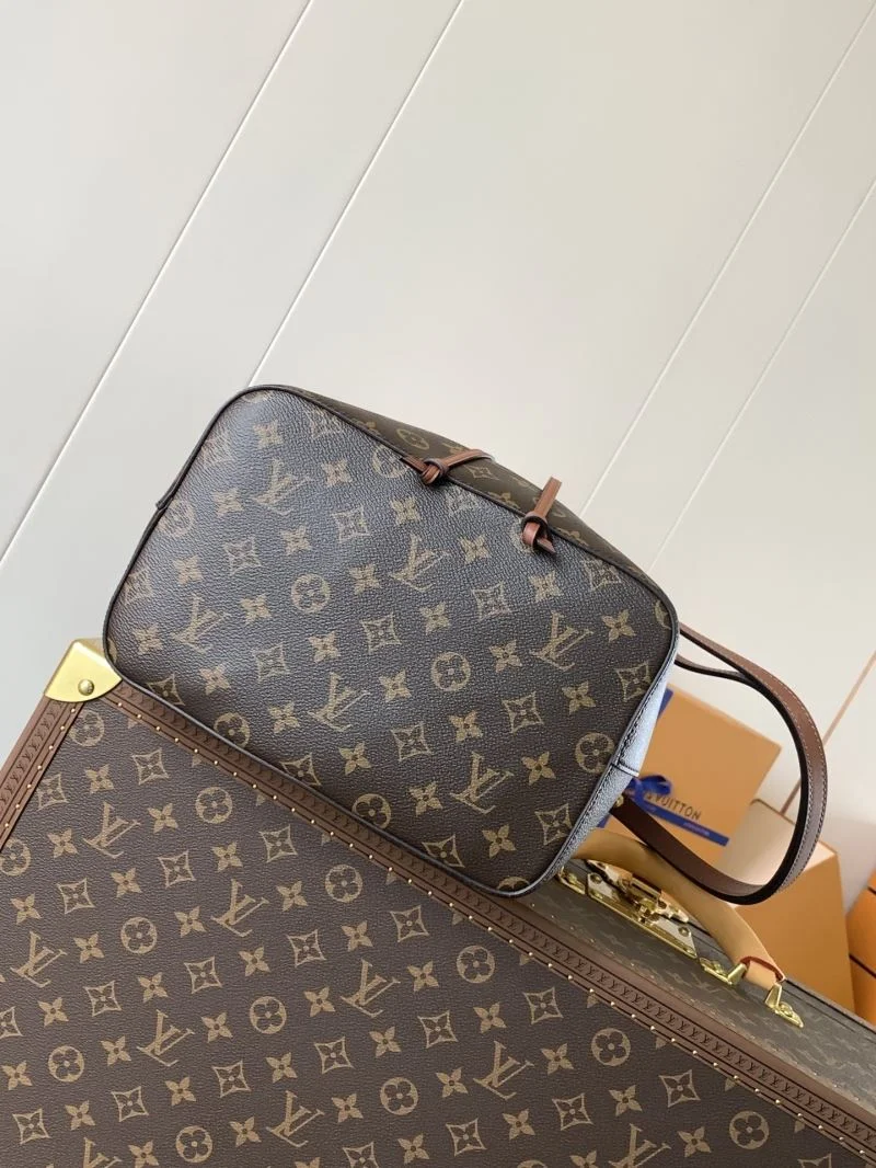 Unisex Louis Vuitton Bucket Bags 42988