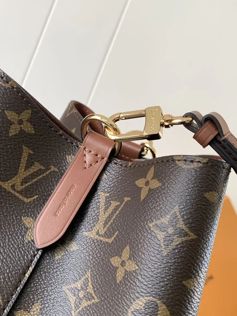 Unisex Louis Vuitton Bucket Bags 42988