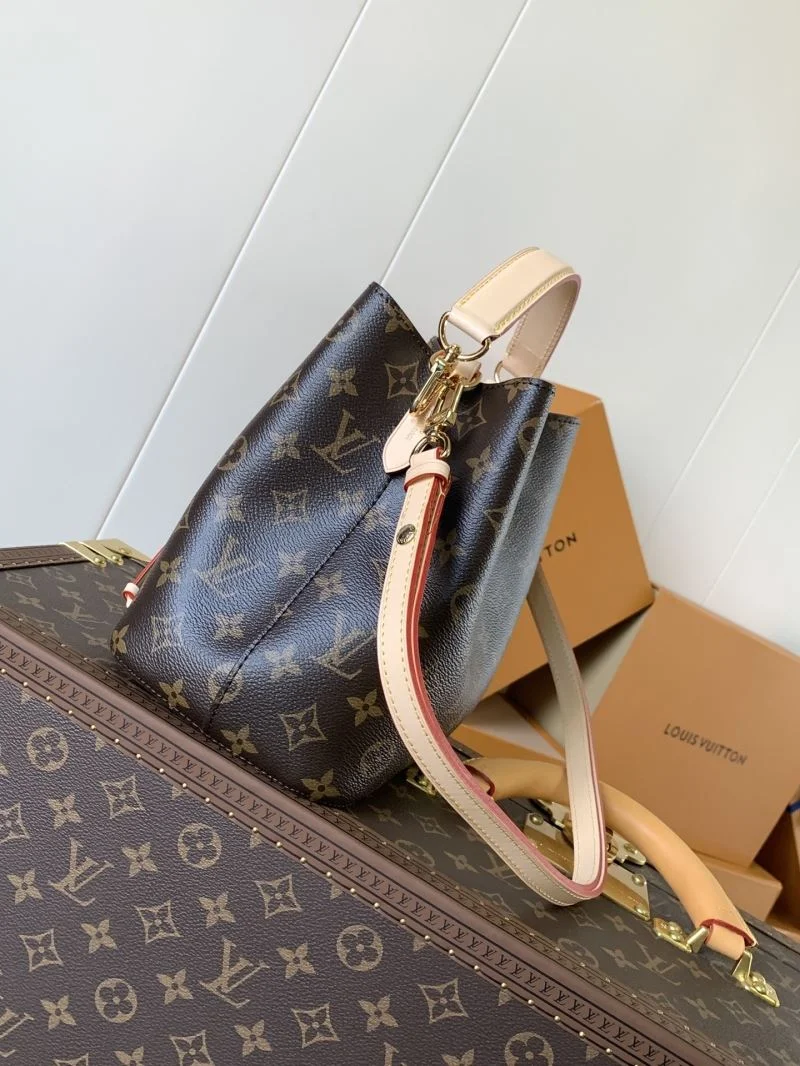 Resilient Louis Vuitton Bucket Bags 42982