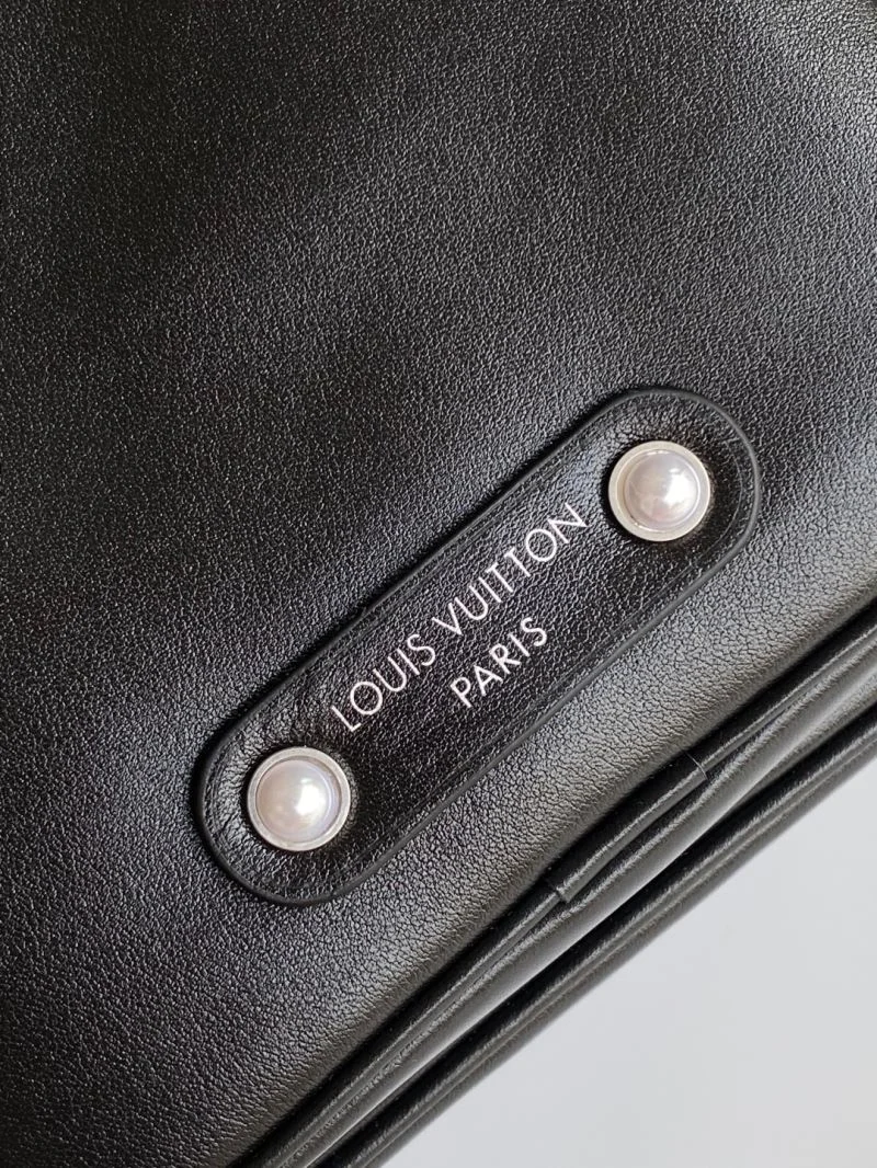 Lightweight Louis Vuitton Bucket Bags 42983