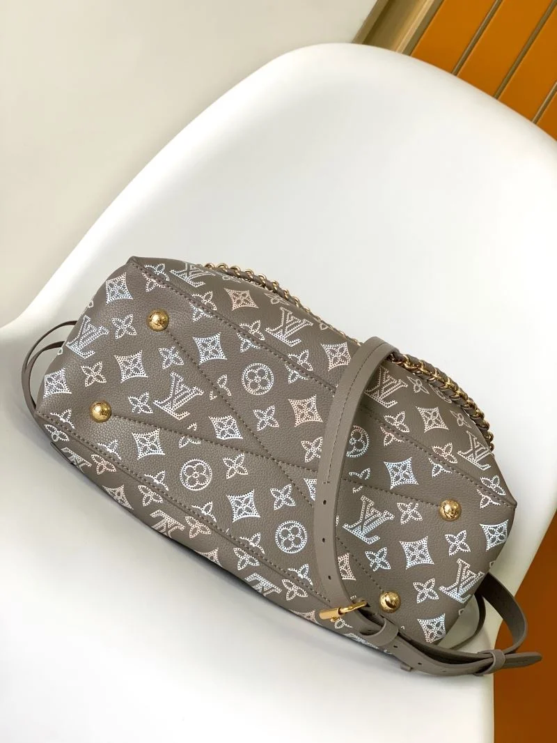 EyeCatching Louis Vuitton Bucket Bags 41982