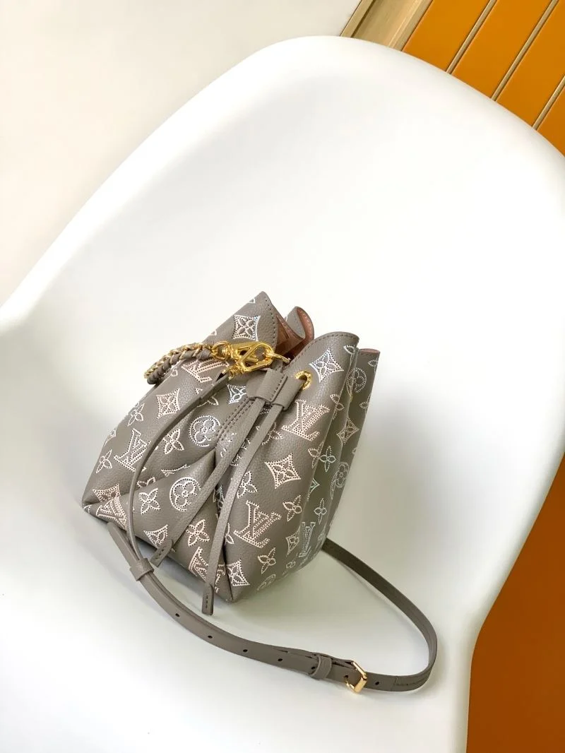 Sophisticated Louis Vuitton Bucket Bags 41977