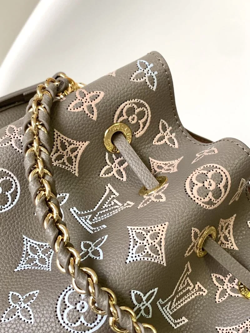 Sophisticated Louis Vuitton Bucket Bags 41977