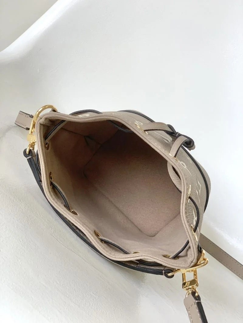 Louis Vuitton Bucket Bags Affordable 42017