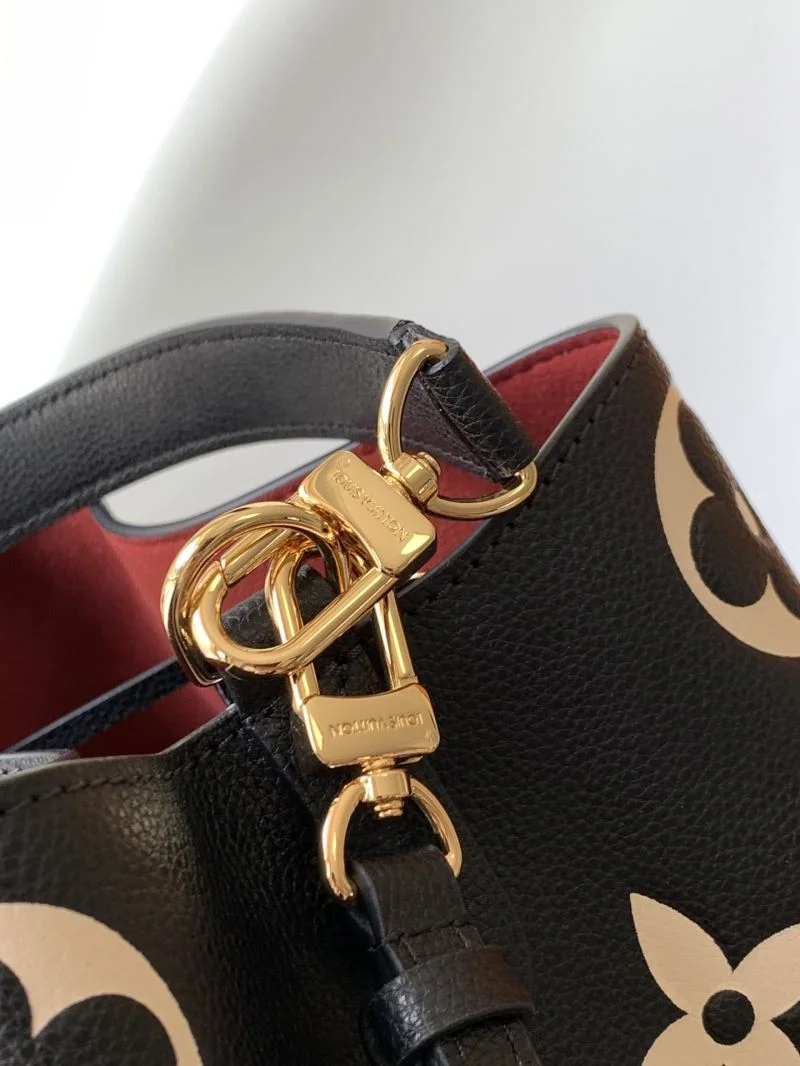 Cozy Louis Vuitton Bucket Bags 41970