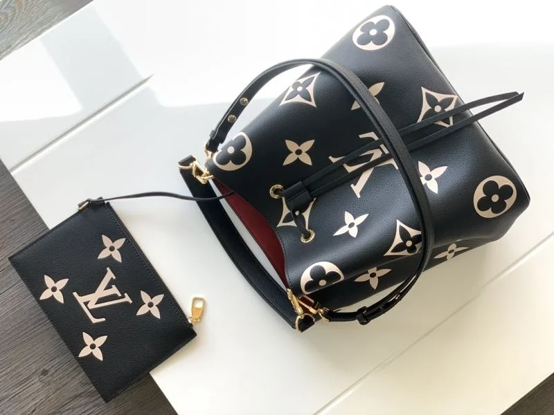 Cozy Louis Vuitton Bucket Bags 41970