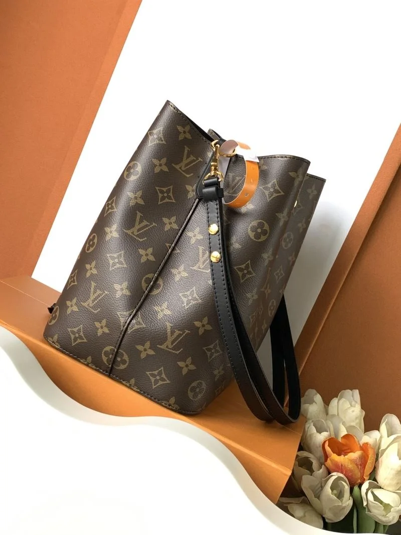 Louis Vuitton Bucket Bags Sporty 41980