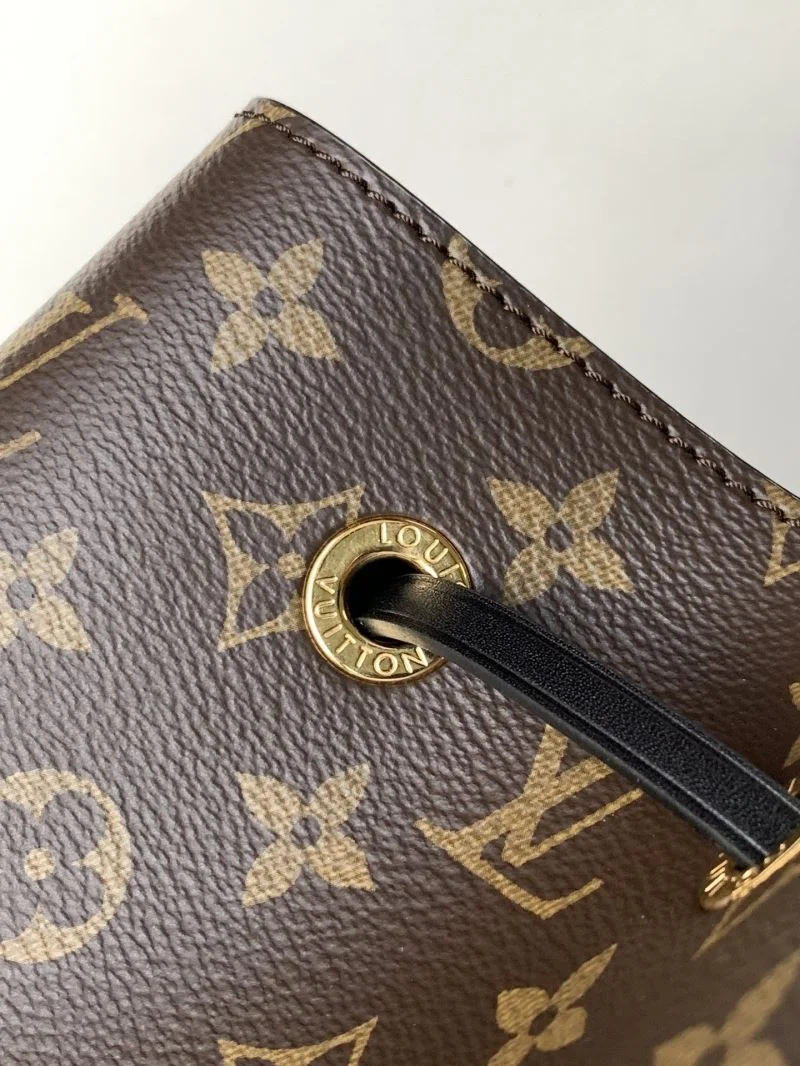 Louis Vuitton Bucket Bags Sporty 41980