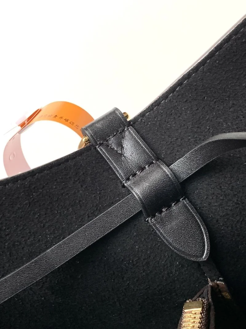 Louis Vuitton Bucket Bags Sporty 41980