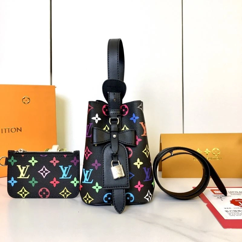Unisex Louis Vuitton Bucket Bags 87451