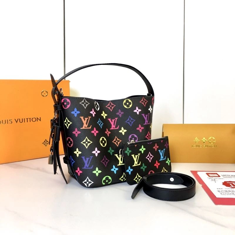 Unisex Louis Vuitton Bucket Bags 87451