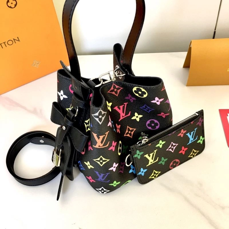 Unisex Louis Vuitton Bucket Bags 87451