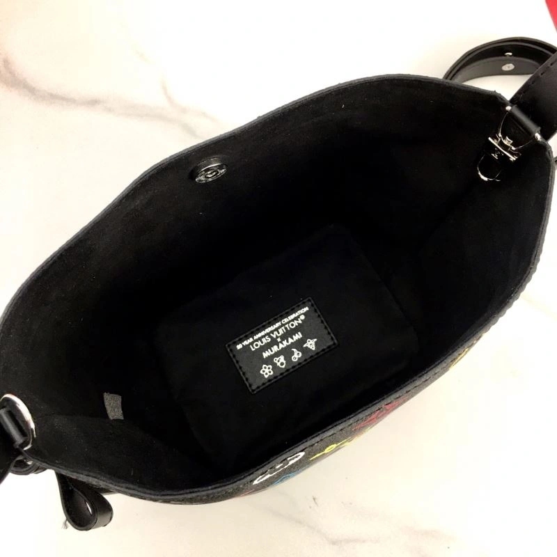 Unisex Louis Vuitton Bucket Bags 87451
