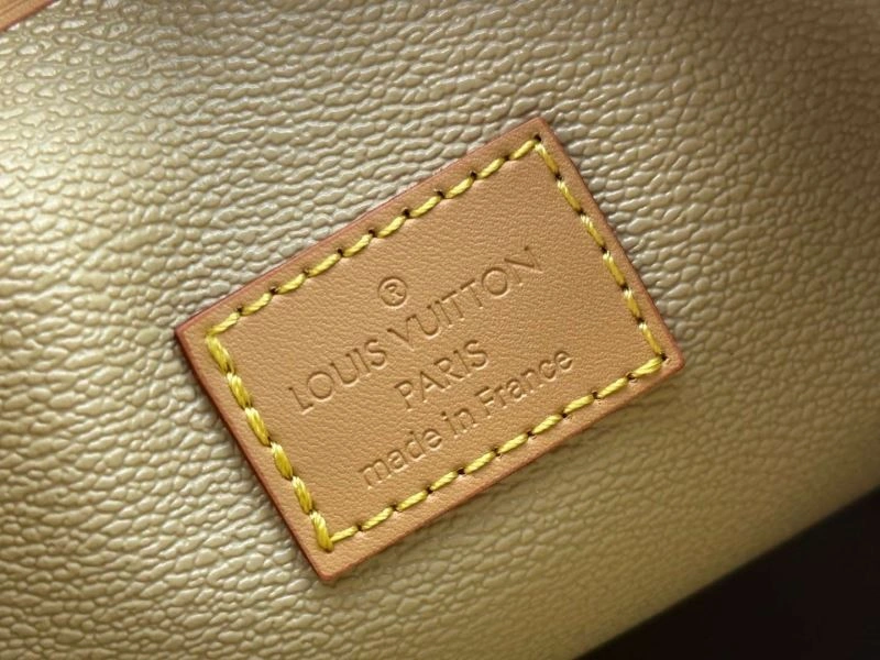 Seasonal Louis Vuitton Bucket Bags 80285