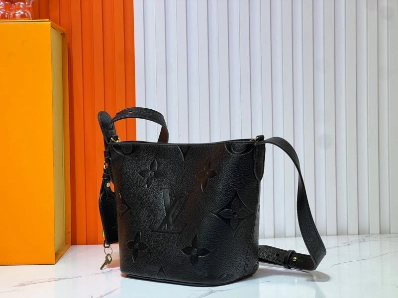 WrinkleFree Louis Vuitton Bucket Bags 80263
