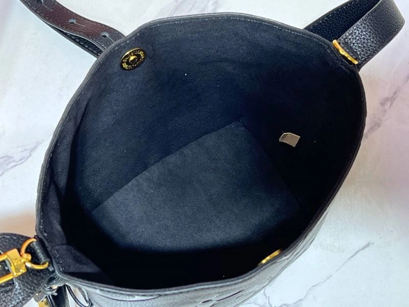 WrinkleFree Louis Vuitton Bucket Bags 80263