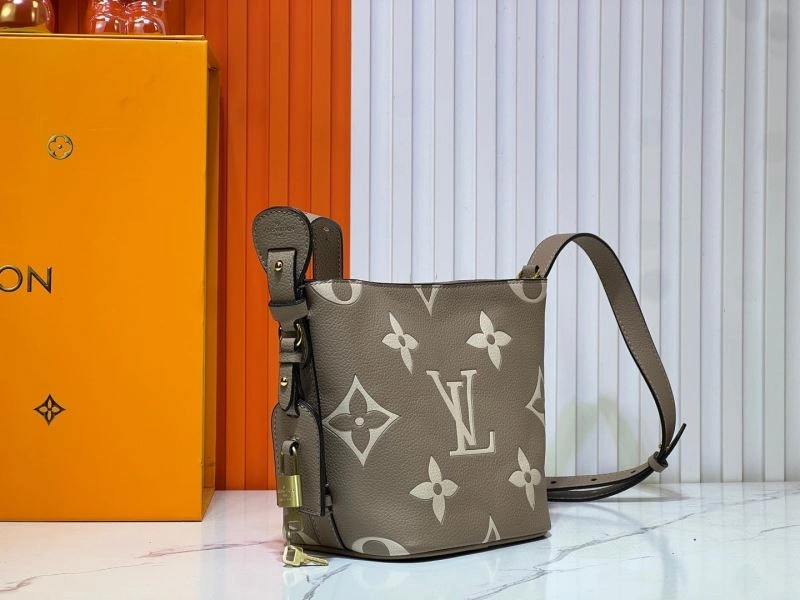 Louis Vuitton Bucket Bags QuickDry 80278