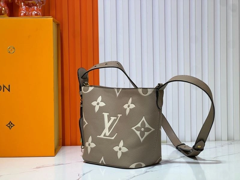 Louis Vuitton Bucket Bags QuickDry 80278