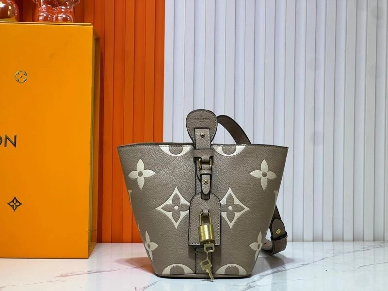 Louis Vuitton Bucket Bags QuickDry 80278