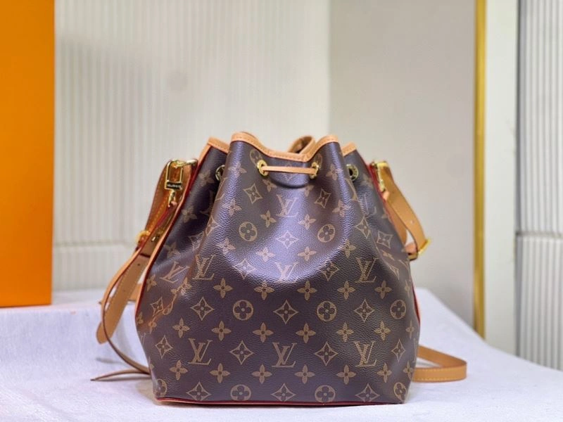 Louis Vuitton Bucket Bags Sophisticated 80259