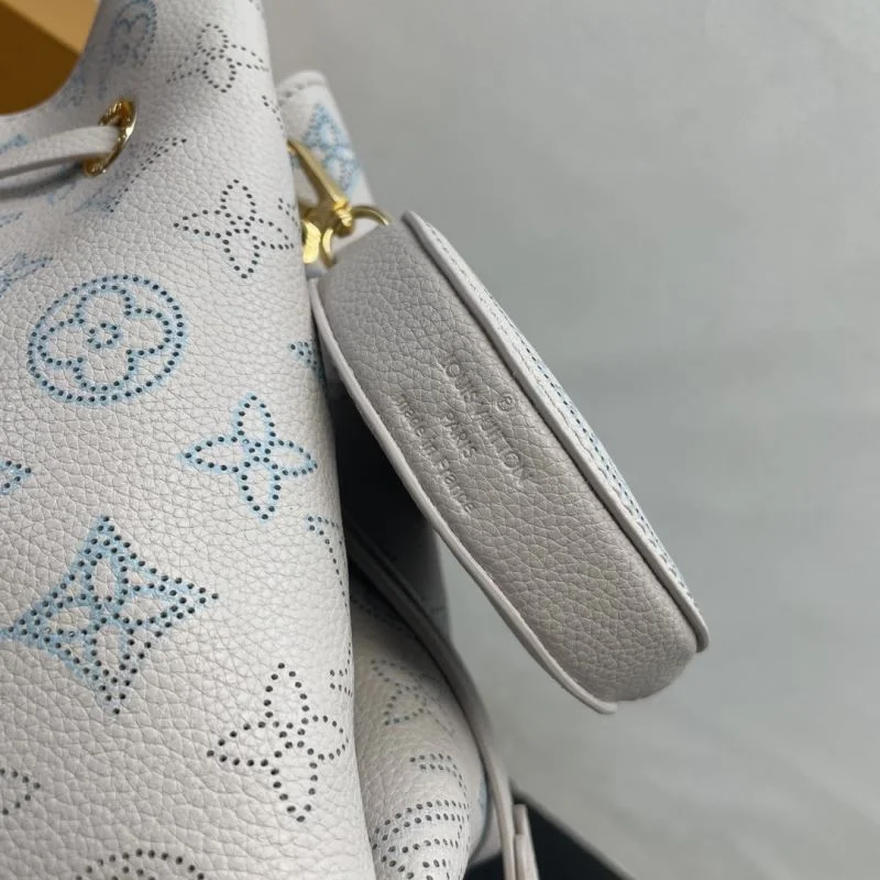 Louis Vuitton Bucket Bags Snug 41917